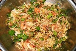 Chua ngọt gỏi bắp chuối hột