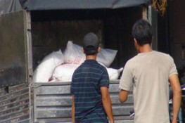 Cảnh giác với bột ngọt giả nguồn gốc Trung Quốc