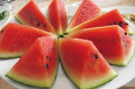 Ăn dưa hấu đúng cách mới giảm được cân