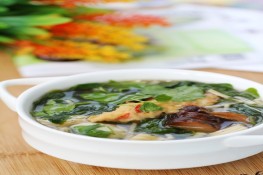 Canh rau càng cua