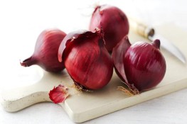 Công dụng bất ngờ của vỏ một số loại củ quả