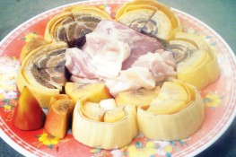 Canh bắp chuối thịt heo