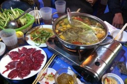 Gợi ý quán lẩu ngon cho tiệc tất niên