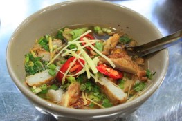 5 món ngon miền Trung đắt khách ở Sài Gòn