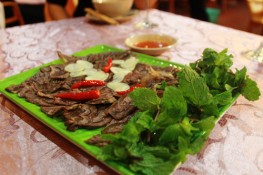 Thưởng thức đặc sản Tây Bắc tại nhà hàng Tư Trì
