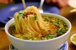 Đến Myanmar thưởng thức những món ăn rẻ và độc đáo