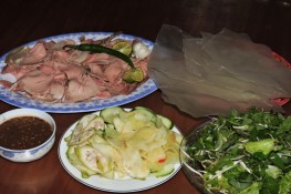 Về Quảng Nam nhớ ăn bê thui Cầu Mống