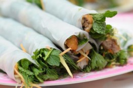 Người Sài Gòn "phải lòng" những món ăn Hà Nội
