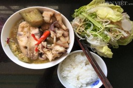 Tô mắm kho - món ăn tốn cơm
