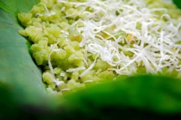 Cách chọn cốm không bị nhuộm màu