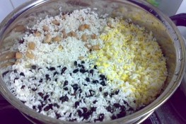 Sai lầm khiến bạn đồ xôi bị khô cứng hoặc nhão nát