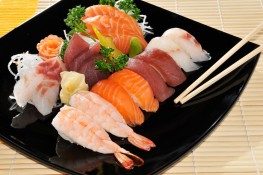 Bỏ túi mẹo hay tránh xấu hổ khi ăn sushi