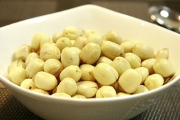 Những lợi ích bất ngờ của hạt sen 