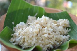 Mùa gặt tìm hương cốm dẹp của người Khmer