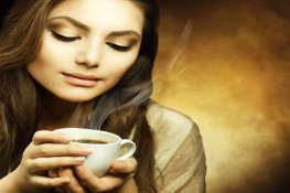 Phụ nữ không nên uống quá nhiều cà phê