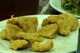 Điểm danh những quán chả cá ngon nức tiếng Hà Thành