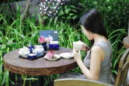 Trà sen Tây Hồ thanh nhã tại Khanhcasa Tea House