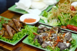 Đi ăn chim quay không thơm ven hồ Giảng Võ