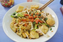 3 quán miến trộn vỉa hè ngon tuyệt