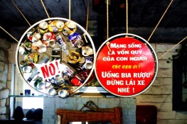 Quán cà phê cảnh báo tai nạn giao thông ở Đà Nẵng