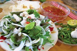 Gỏi Cá Cơm Phú Quốc