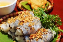Top 10 món ăn khiếm cho du khách nước ngoài mê mẩn