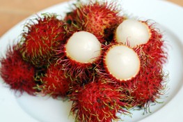 Cách phân biệt để chọn đúng 'chuẩn' chôm chôm nhãn Long Khánh