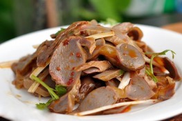 Bộ phận của gà được nhiều người yêu thích nhưng lại chứa nhiều độc tố 