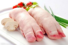 Những ai không được ăn móng giò