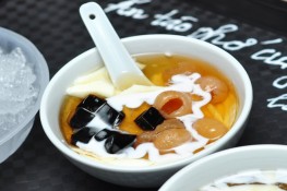 Tào phớ, bánh kẹp pho mai ngon rẻ phố Bạch Mai 
