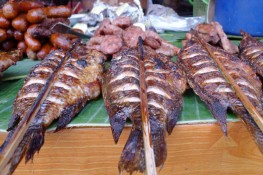Thưởng thức những món ăn dân dã ở Lào 