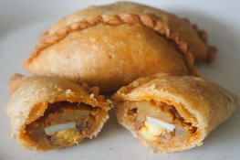 Những món snack không nên bỏ qua khi du lịch Singapore 