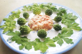 "Xông hơi" với canh lá khổ qua rừng