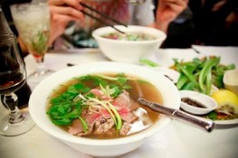 Vòng quanh thế giới với món Phở Việt
