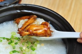 Trời mát đi ăn cháo ếch Singapore ở phố Lý Thường Kiệt 