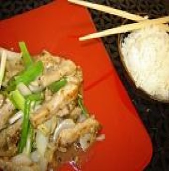 Thịt Heo Xào Hành Củ