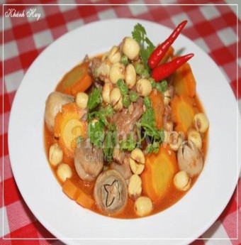 Sườn Hầm Tam Sắc