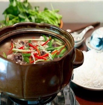 Lẩu vịt miền Tây
