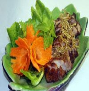 Lạ miệng với thịt ba chỉ chiên sả ớt