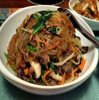 Miến trộn kiểu Hàn Quốc