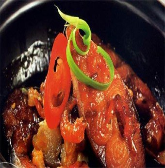 Cá bông lau kho tôm thịt