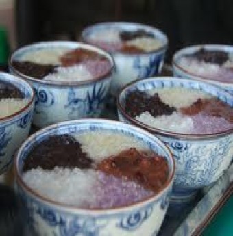Cầu kỳ cơm muối Huế