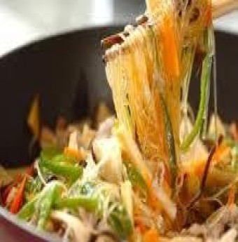 Miến xào thập cẩm vô cùng hấp dẫn