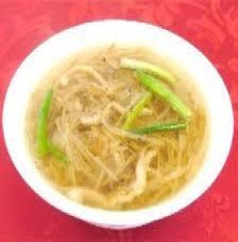 Canh măng mực Bát Tràng