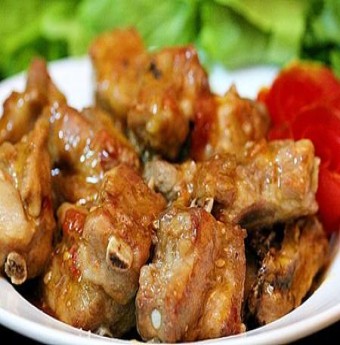 Sườn xào sốt me