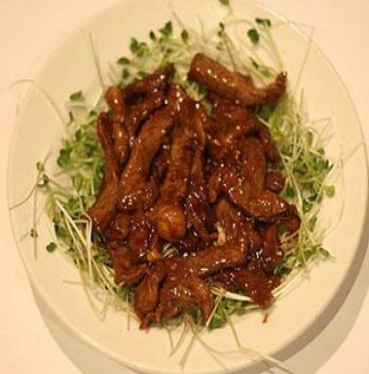 Thịt kho sốt tương