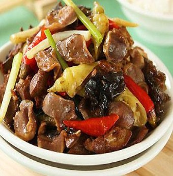 Lòng gà xào cay