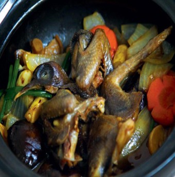 Chim cút nấu nấm, món ngon bổ dưỡng