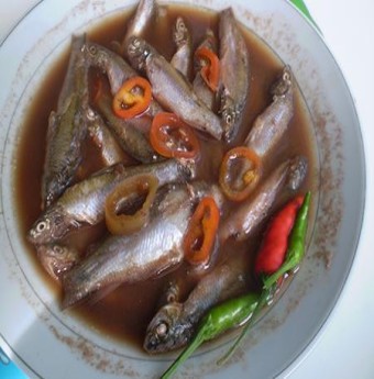 Đặc sản Miền Tây: Cá Linh kho ruốc