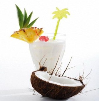 Cách chế biến Cocktail nước dừa pha rượu